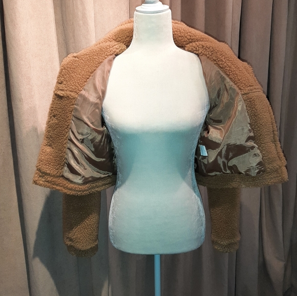 Teddy 🧸 jacket - Picture 7 of 7